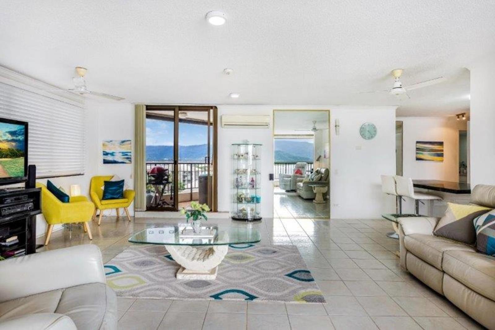 Cairns Ocean View Apartment In Aquarius Esterno foto