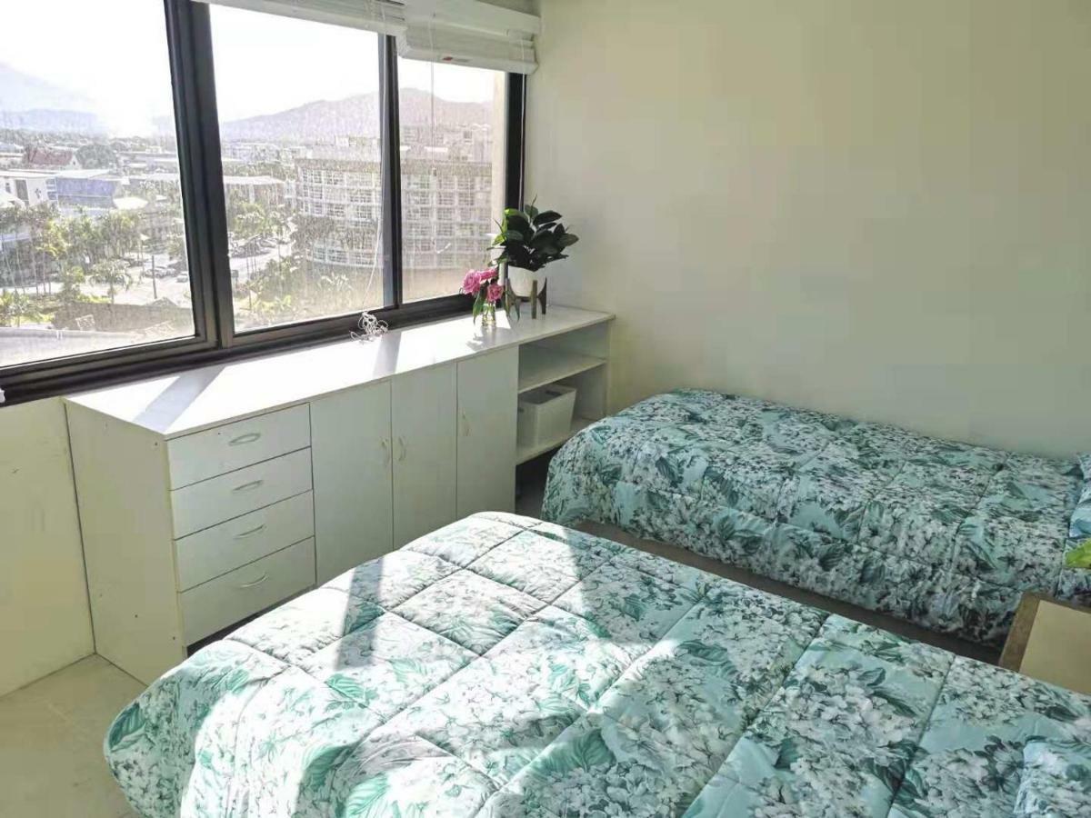 Cairns Ocean View Apartment In Aquarius Esterno foto